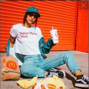 VALUE MENU DIET FLOWY CROP TEE